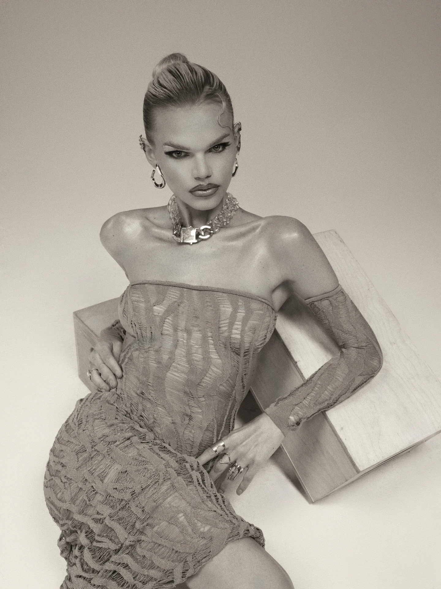 Daphne M, image 5