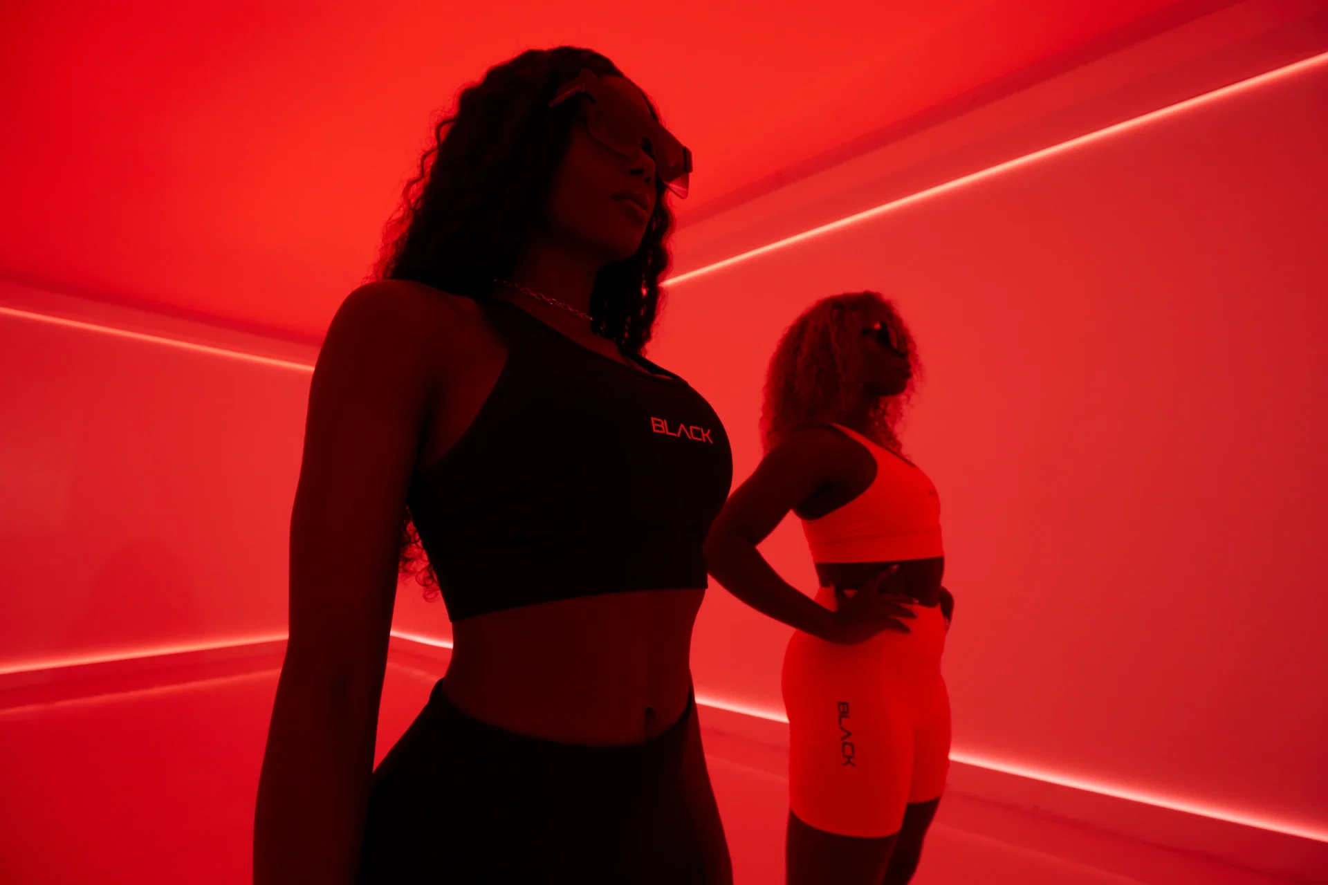 Actively Black, image 5