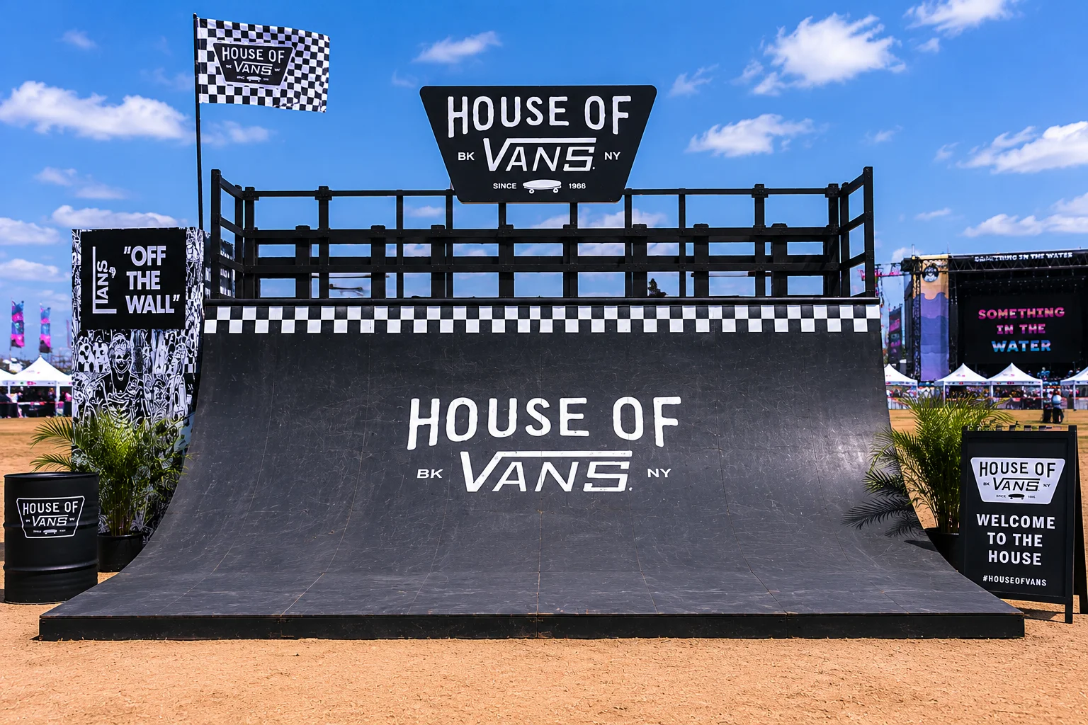 HOUSEOFVANS_4