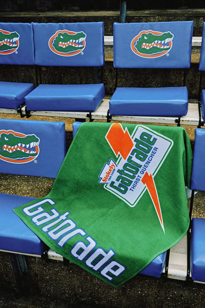 1760120401 20250930 dc gatorade 09 stadium towel 0004 copy 1812x2720